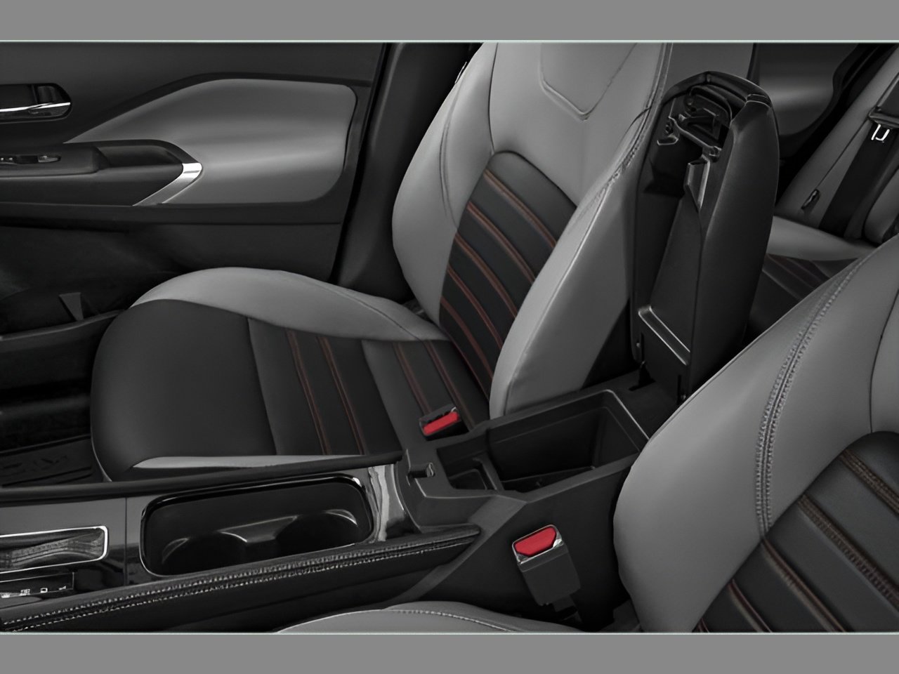 Used 2023 Nissan Kicks SR w/ SR Premium Package image 17