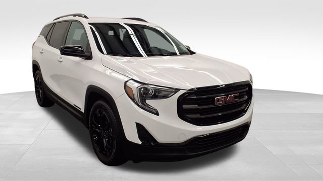 Used 2020 GMC Terrain SLE w/ Driver Convenience Package image 2