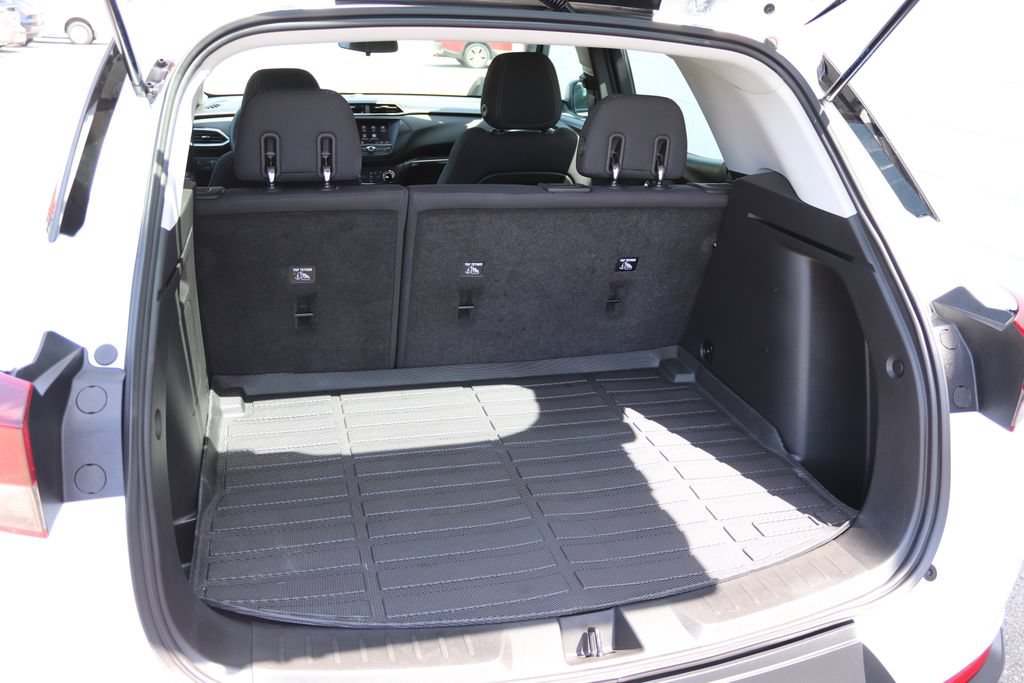 Used 2022 Chevrolet TrailBlazer LS FWD image 8