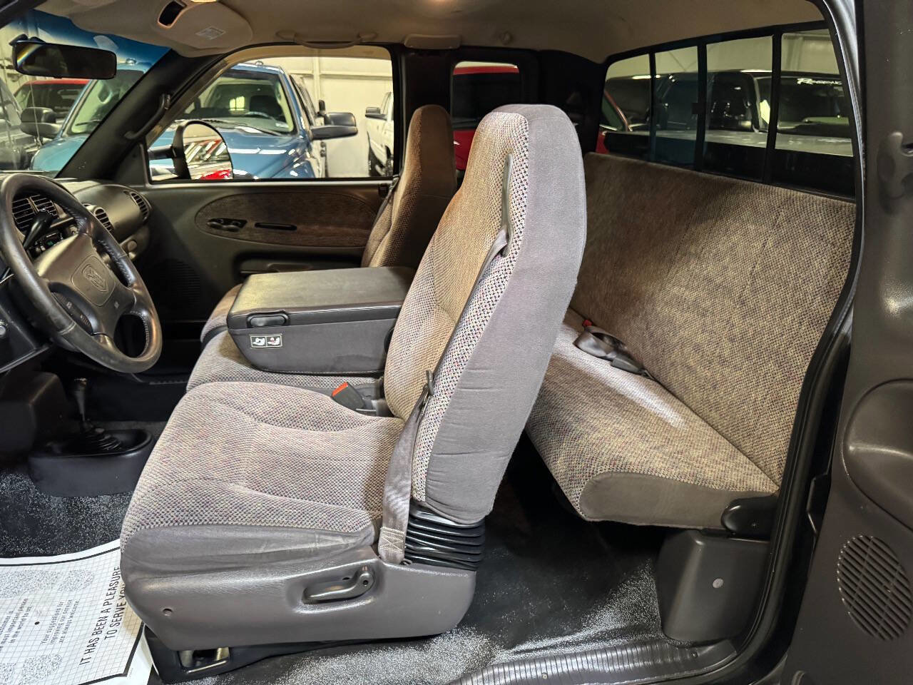 Used 1998 Dodge Ram 3500 Truck SLT LARAMIE 4X4 12V 5.9L CUMMI image 4