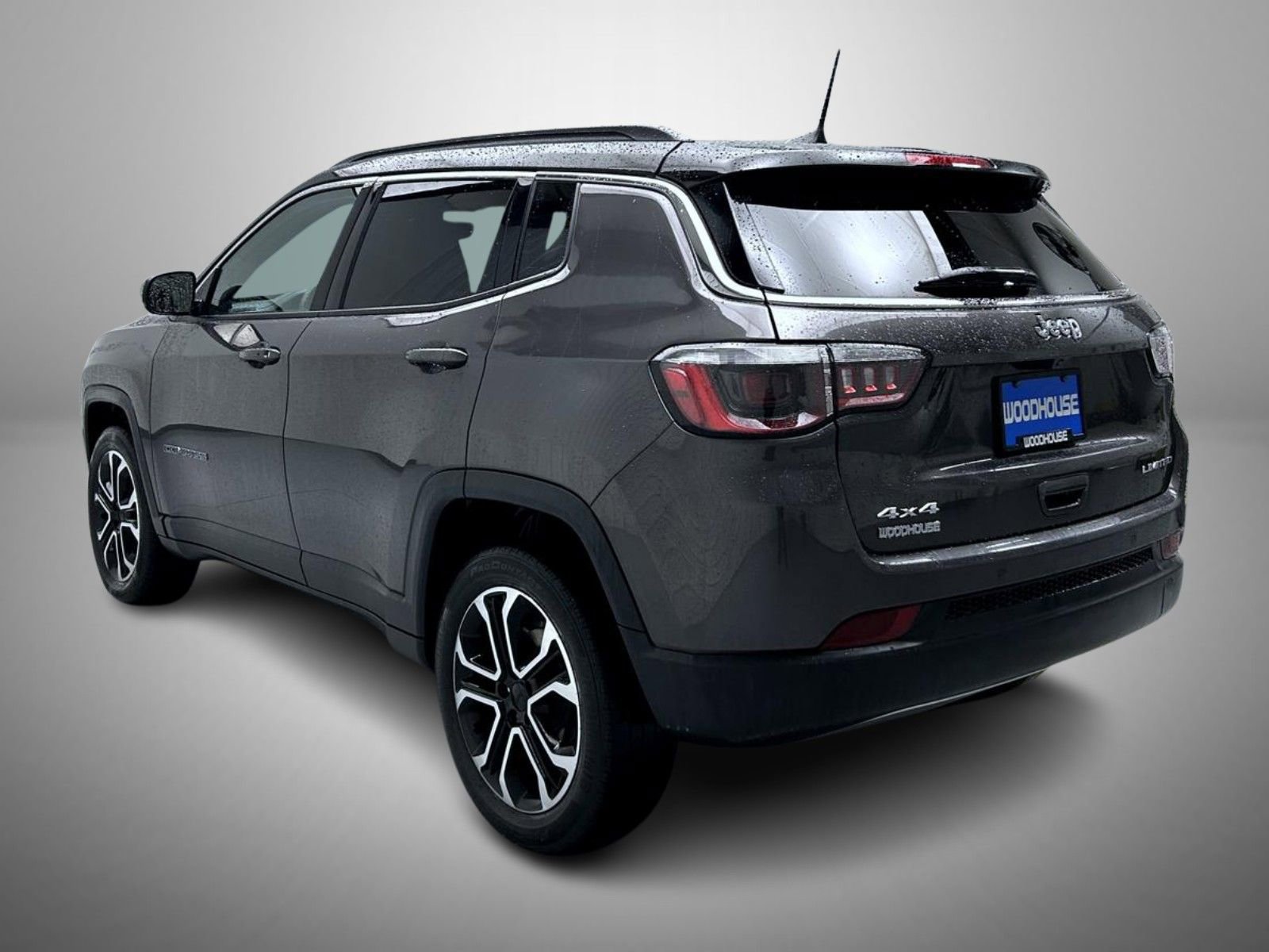 Used 2024 Jeep Compass Limited image 7