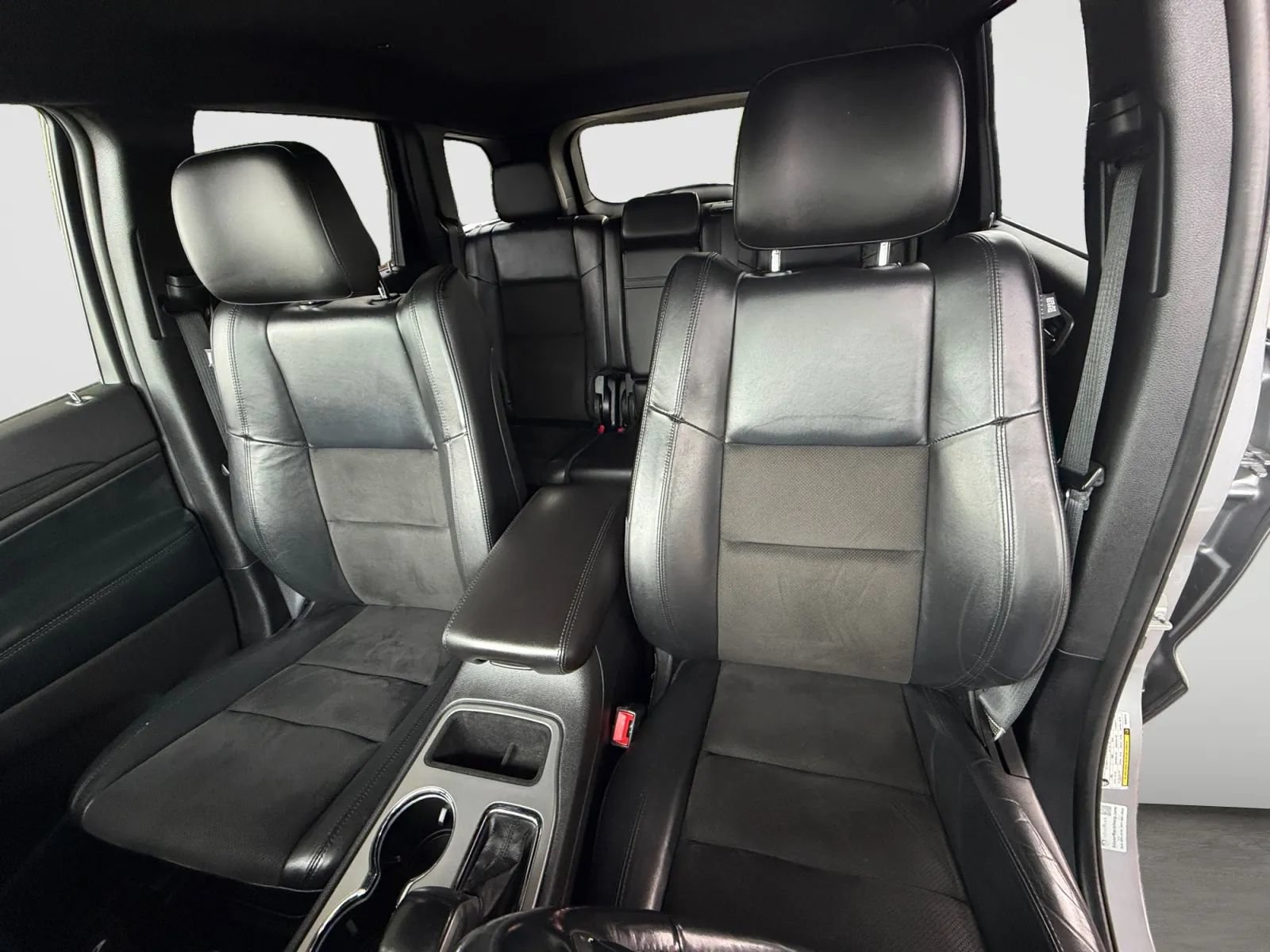 Used 2021 Jeep Grand Cherokee Laredo X AWD/4WD image 13