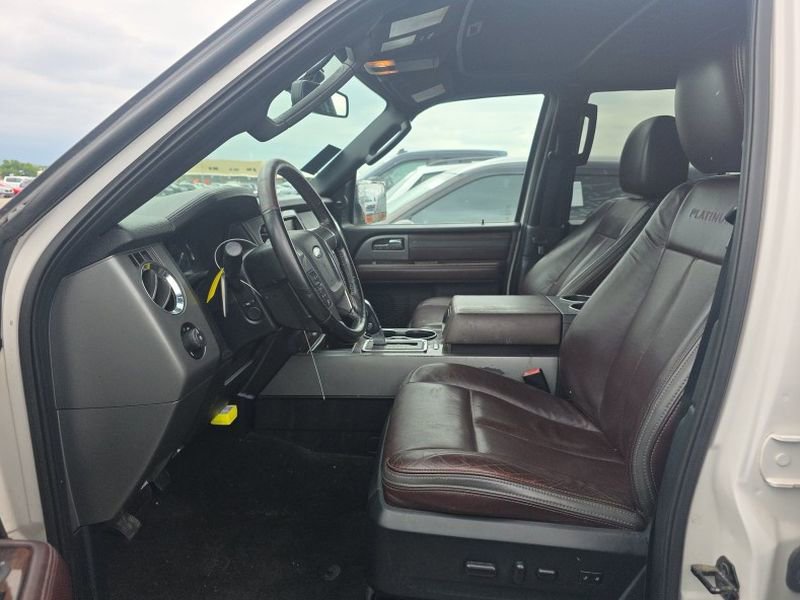 Used 2015 Ford Expedition EL Platinum RWD image 11
