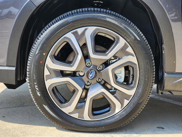 New 2025 Subaru Ascent Limited image 7