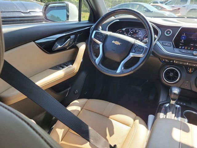 Used 2021 Chevrolet Blazer Premier w/ Driver Confidence II Package FWD image 22