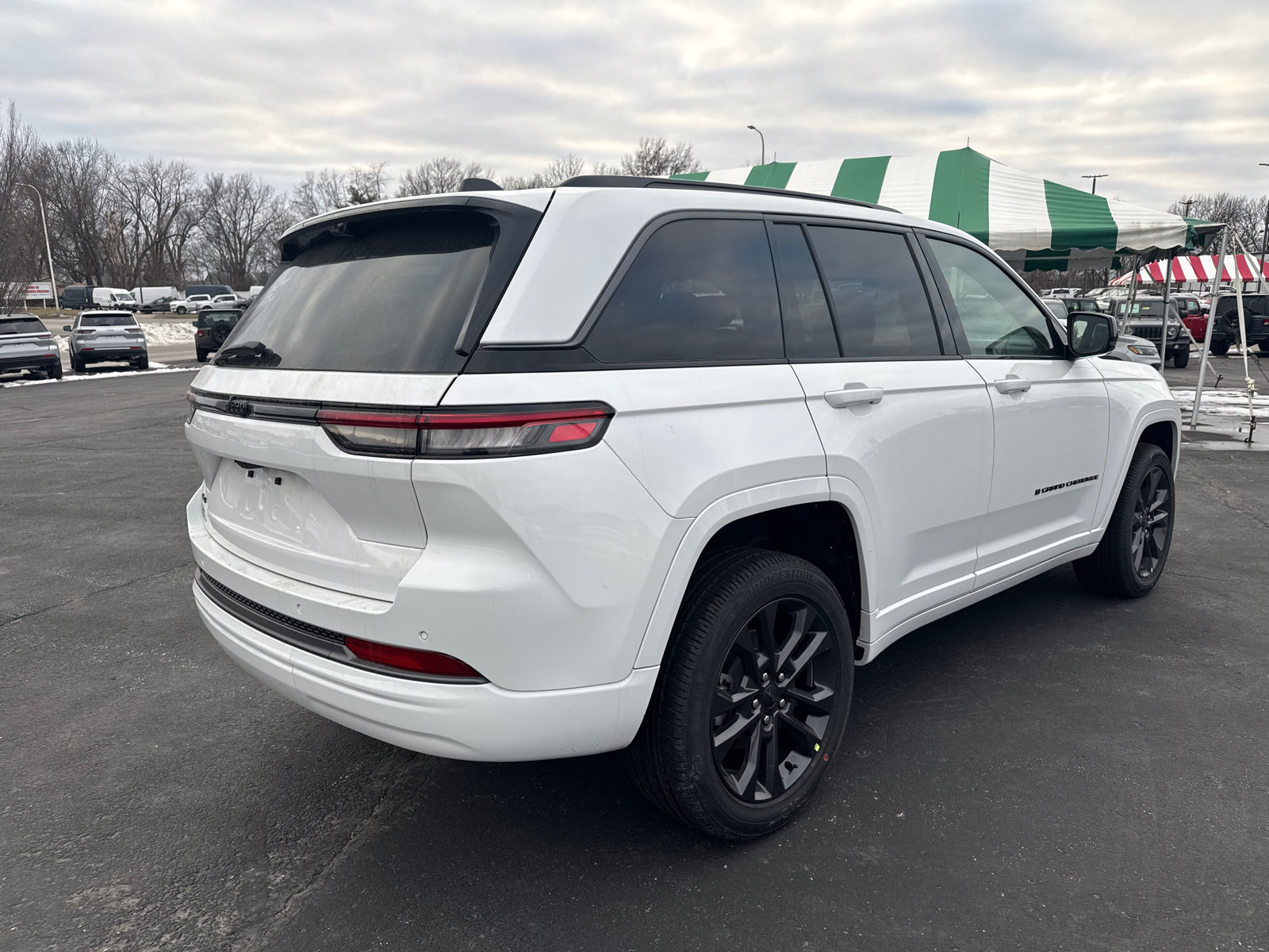 New 2026 Jeep Grand Cherokee Limited AWD/4WD image 5