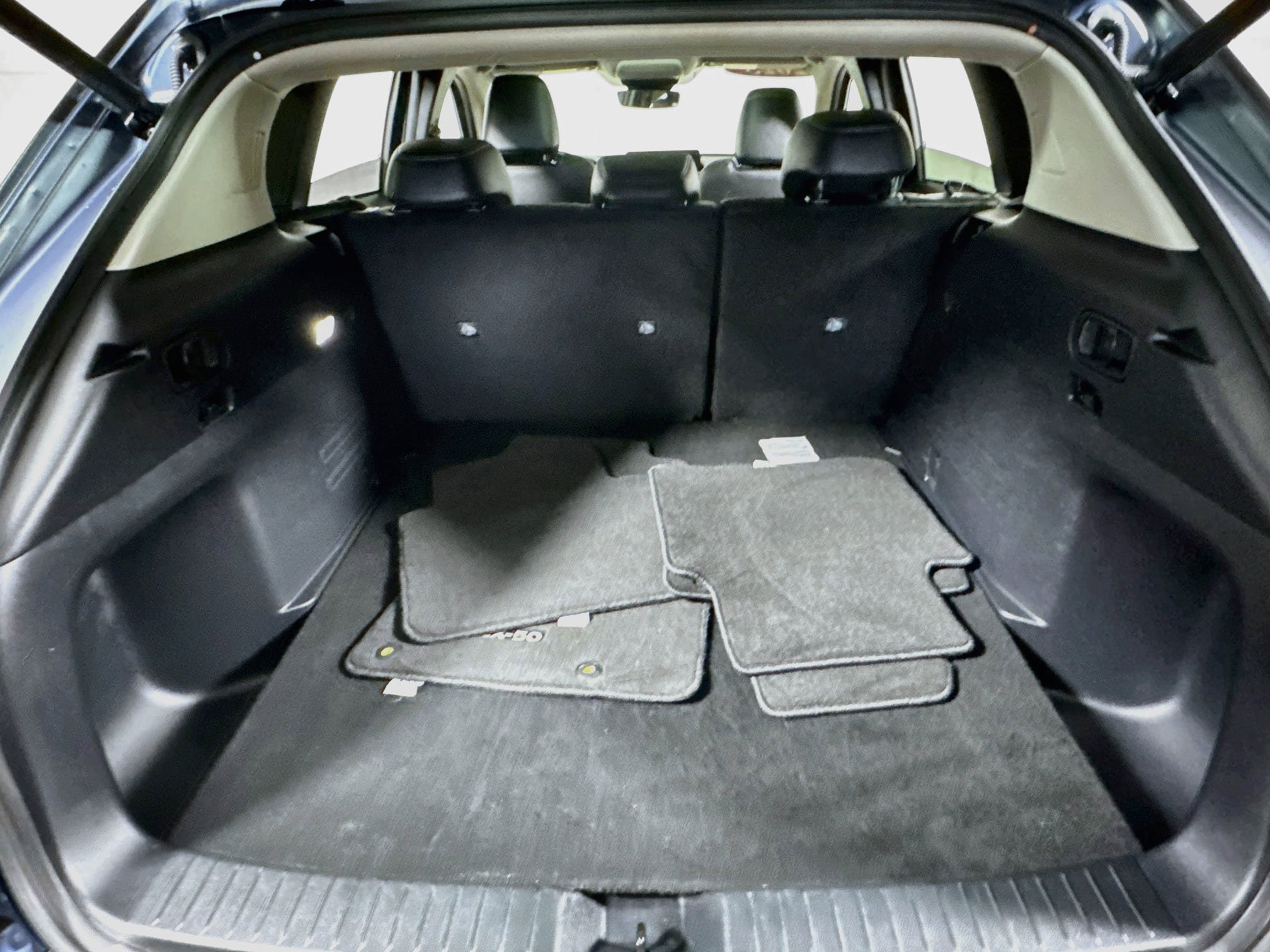Used 2025 MAZDA CX-50 AWD 2.5 S w/ Premium Package image 25