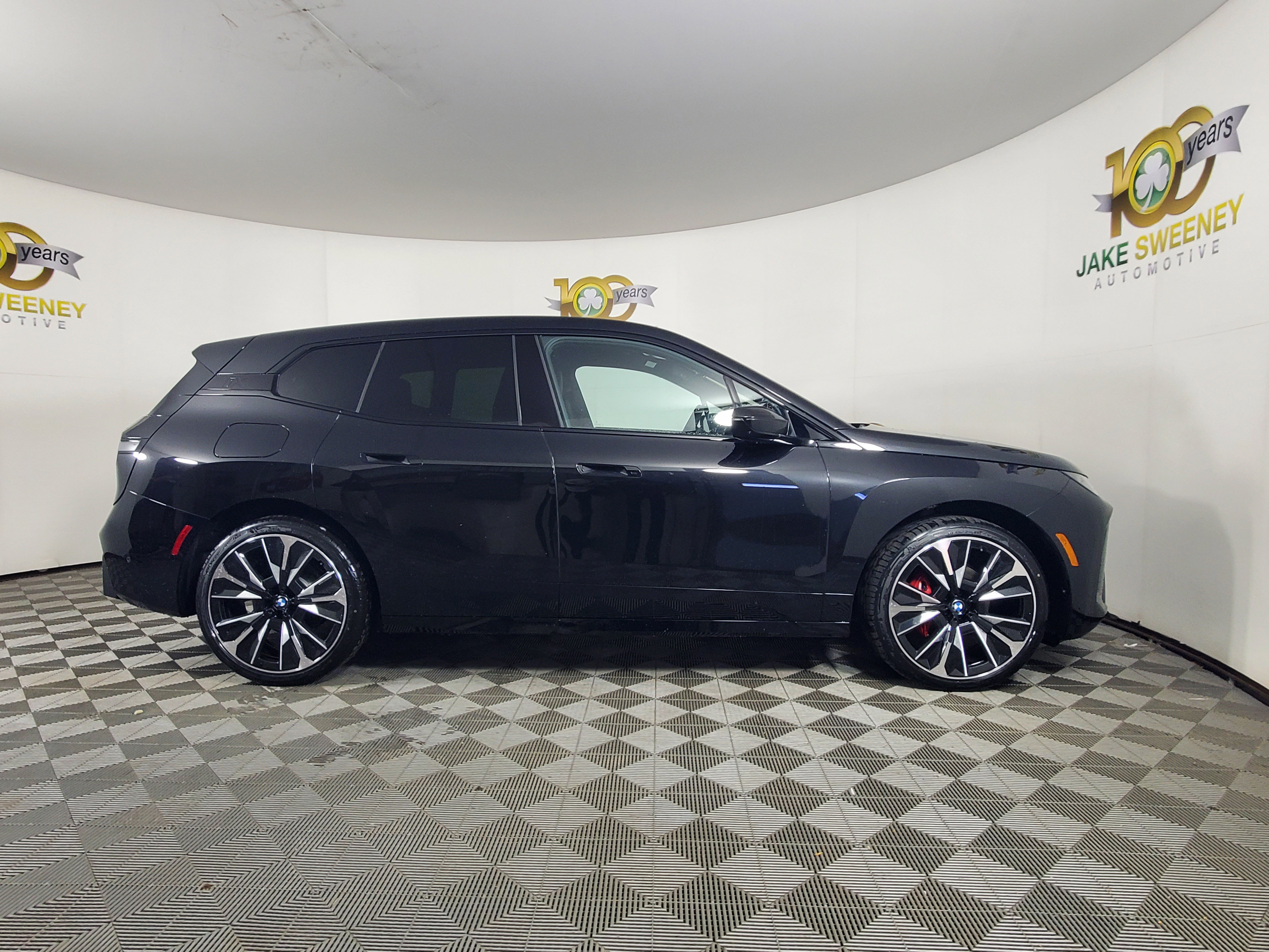 New 2026 BMW iX xDrive45 w/ M Sport Package image 8