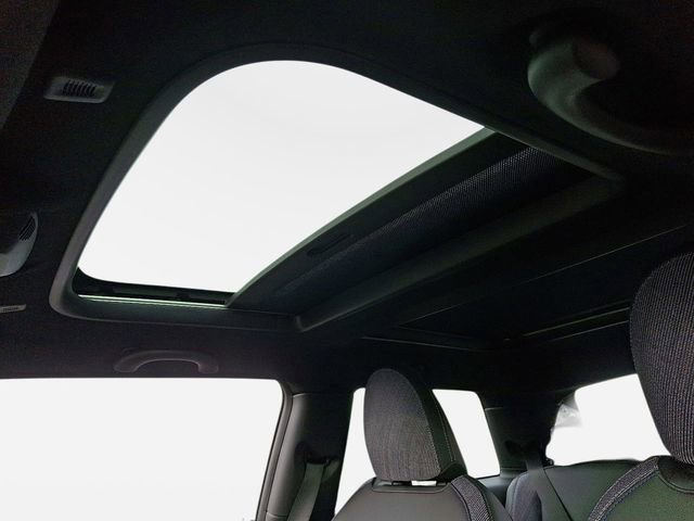 New 2026 MINI Cooper S image 13