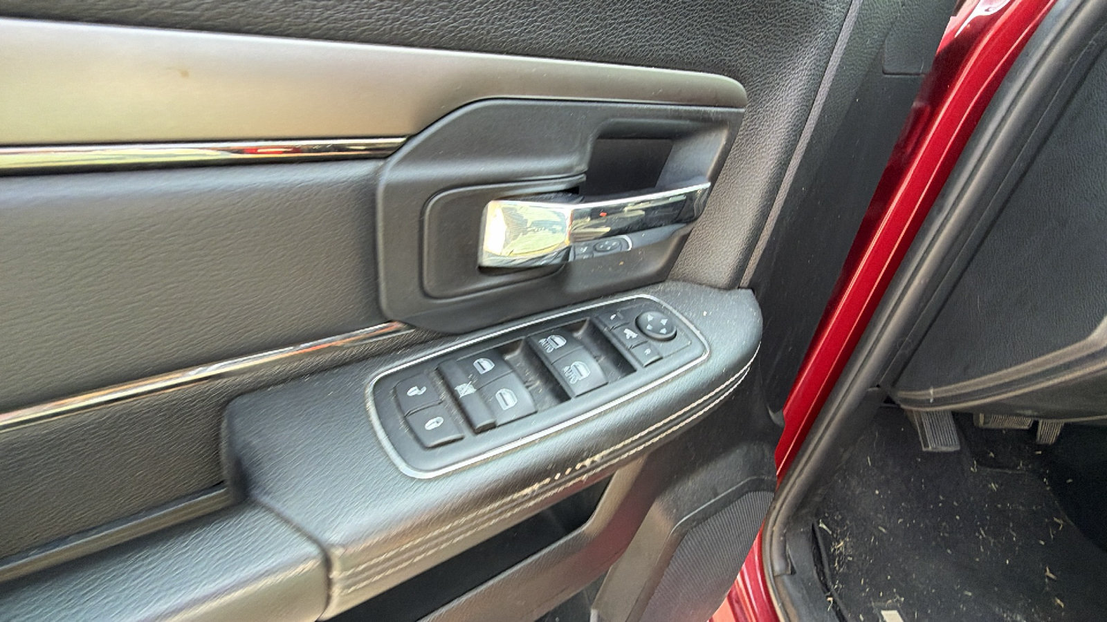 Used 2014 RAM 1500 Sport w/ Convenience Group AWD/4WD image 15