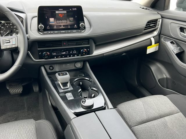New 2026 Nissan Rogue SV w/ Cold Weather Package AWD/4WD image 31