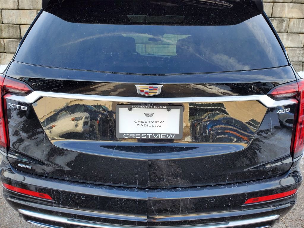 Used 2023 Cadillac XT6 Premium Luxury image 15