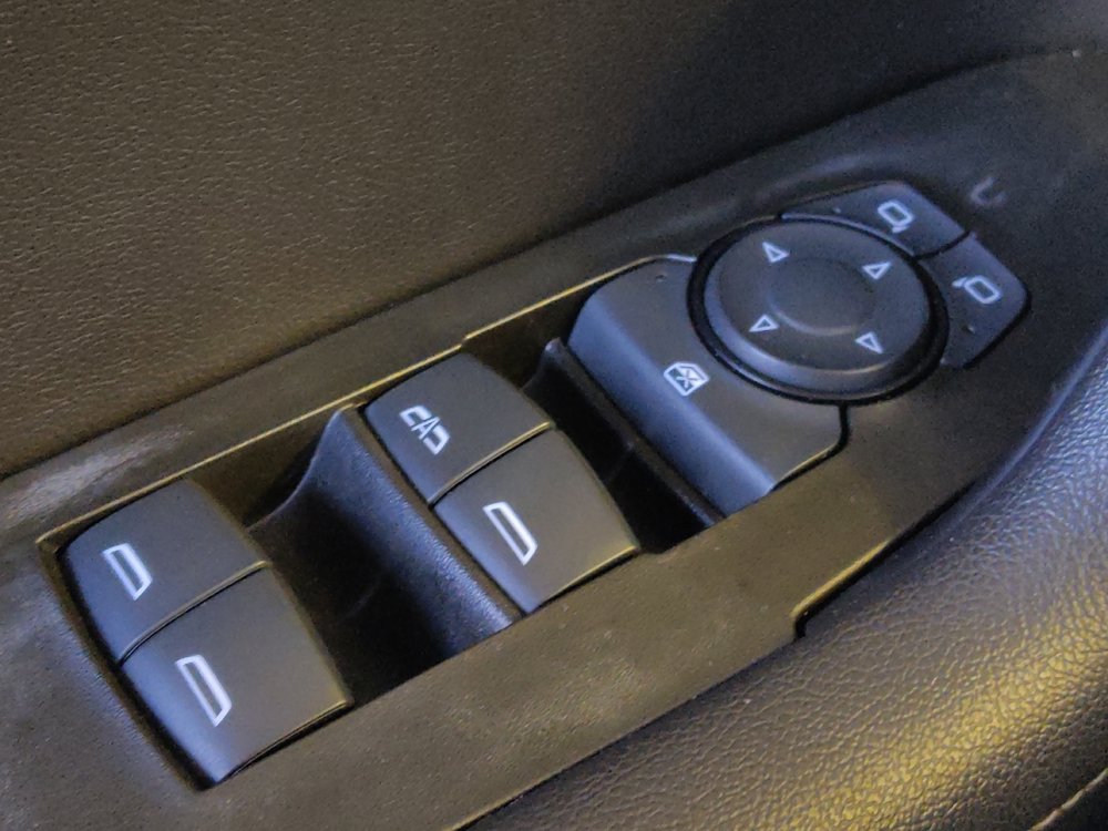 Used 2022 Chevrolet Blazer LT w/ Sound & Technology Package FWD image 27