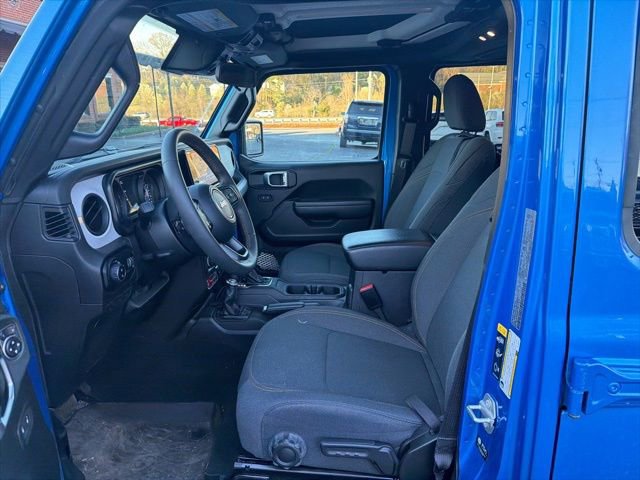 Used 2024 Jeep Gladiator Willys image 26