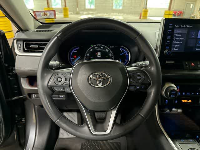 Used 2019 Toyota RAV4 Limited w/ Carpet Mat Package AWD/4WD image 18
