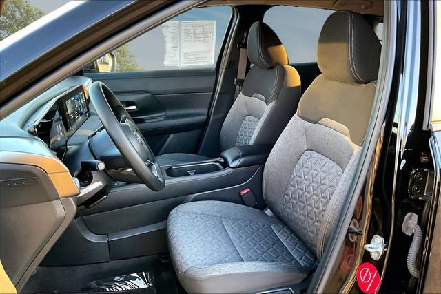 Certified 2026 Nissan Kicks SV FWD image 20