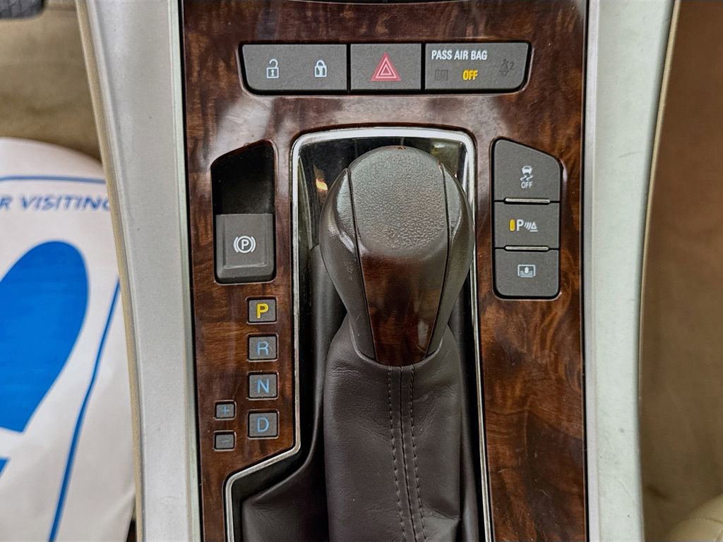 Used 2010 Buick LaCrosse CXL w/ Luxury Package FWD image 20