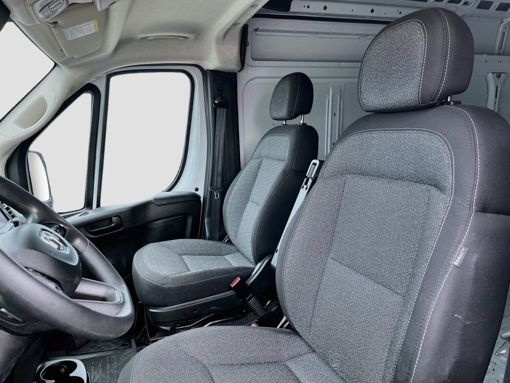 Used 2025 RAM ProMaster 2500 w/ Convenience Group FWD image 19