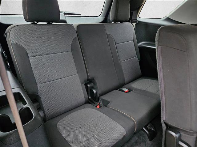 Used 2020 Chevrolet Traverse LS image 19