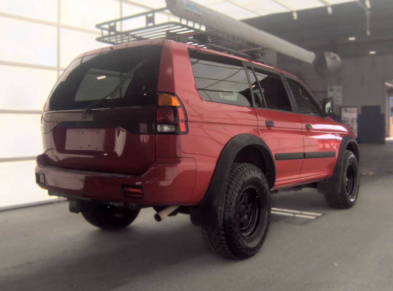 Used 2001 Mitsubishi Montero Sport XS AWD/4WD image 4