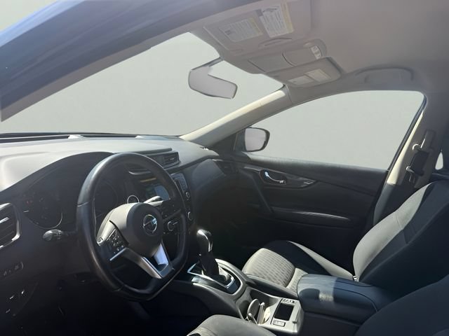 Used 2018 Nissan Rogue SV w/ Premium Package AWD/4WD image 11