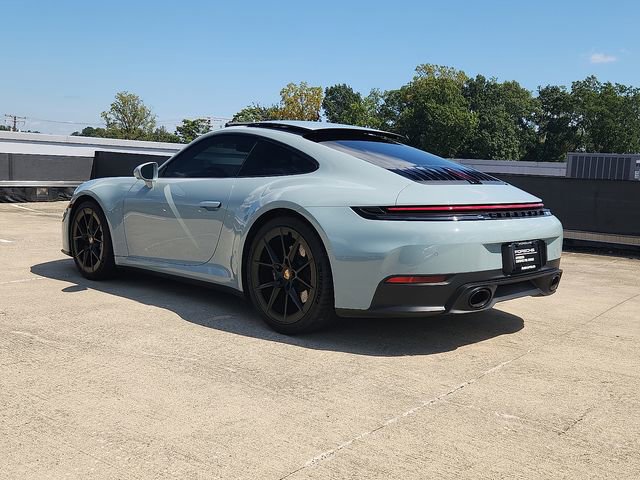 Used 2025 Porsche 911 Carrera image 3