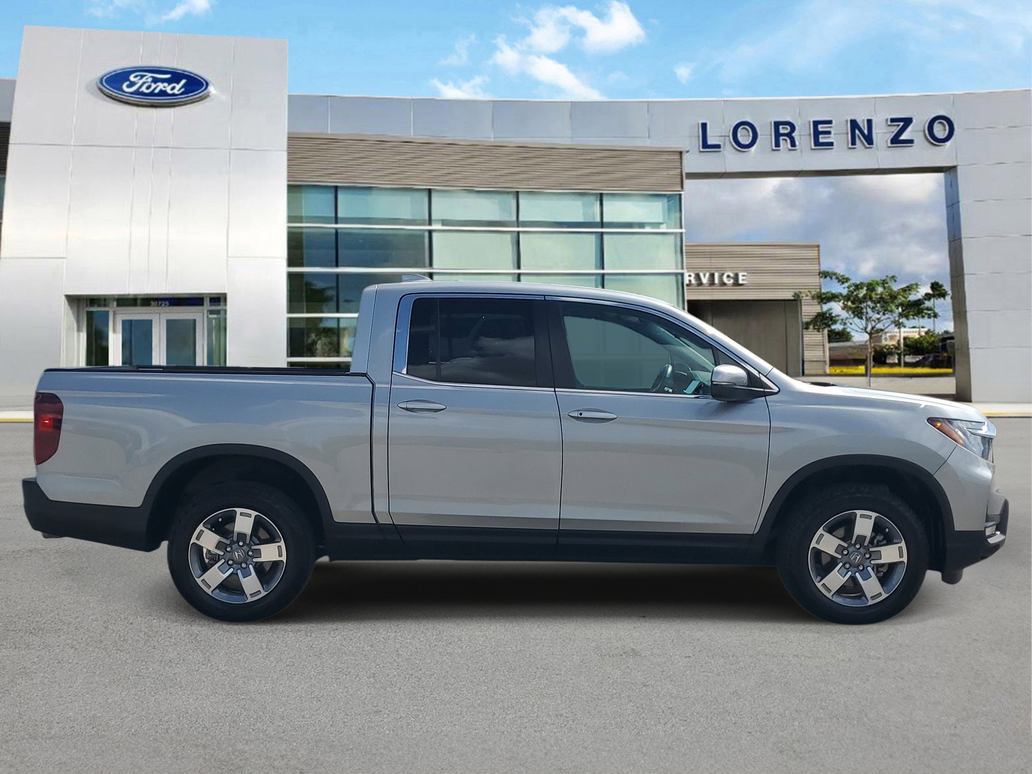 Used 2025 Honda Ridgeline RTL image 4