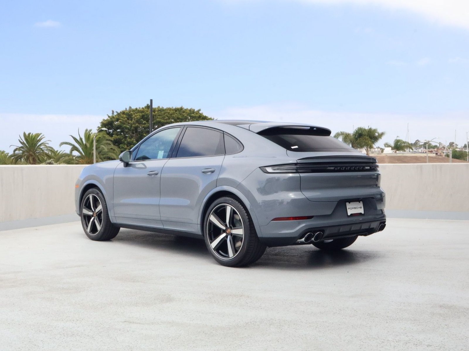New 2026 Porsche Cayenne Coupe AWD/4WD video 3