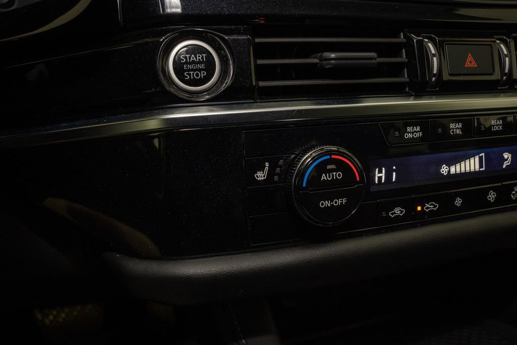 Certified 2023 Nissan Pathfinder SL image 16