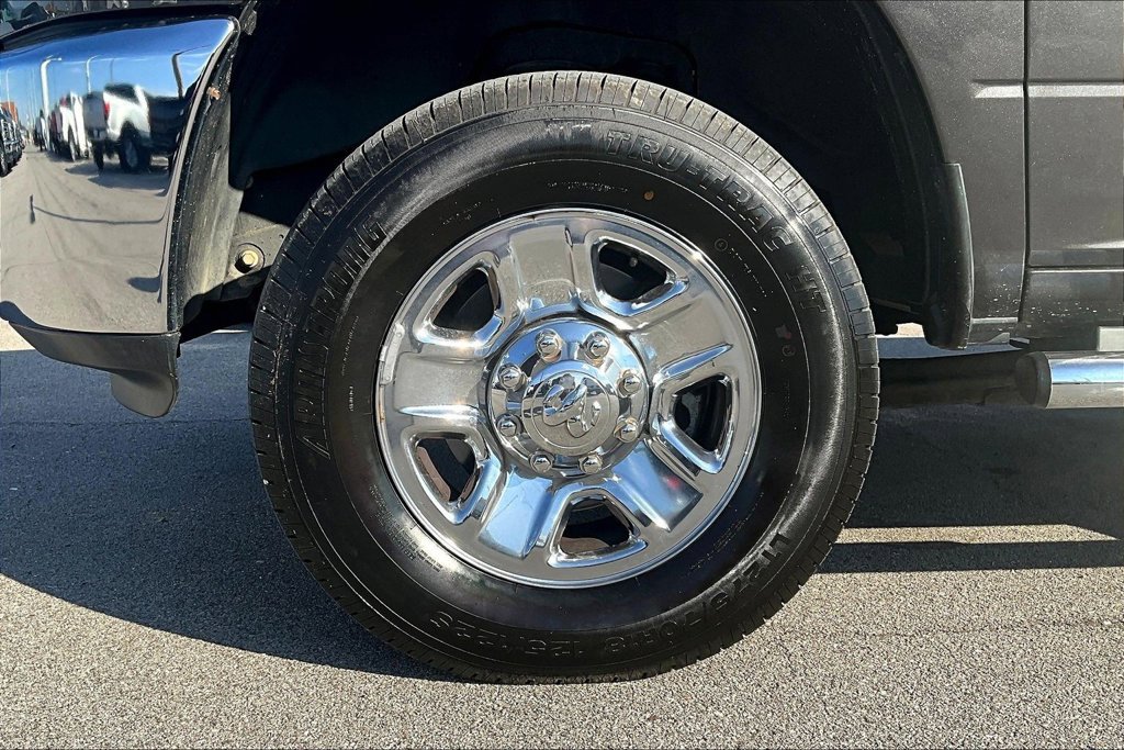 Used 2016 RAM 2500 Tradesman w/ Chrome Appearance Group AWD/4WD image 8
