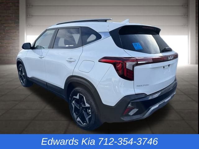 Used 2024 Kia Seltos EX image 10
