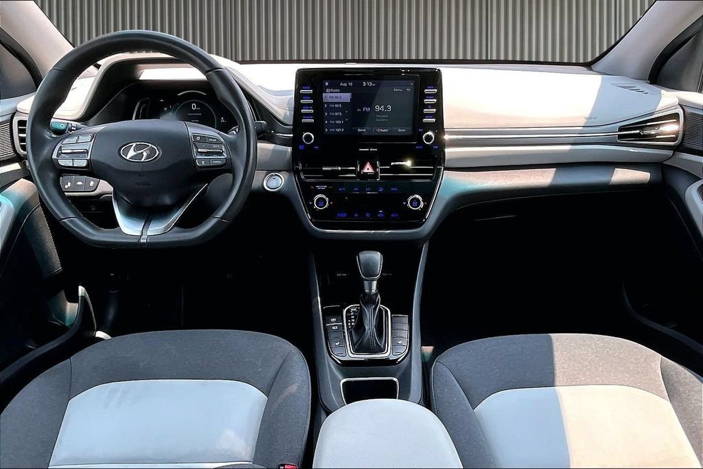 Used 2020 Hyundai Ioniq SEL FWD image 16