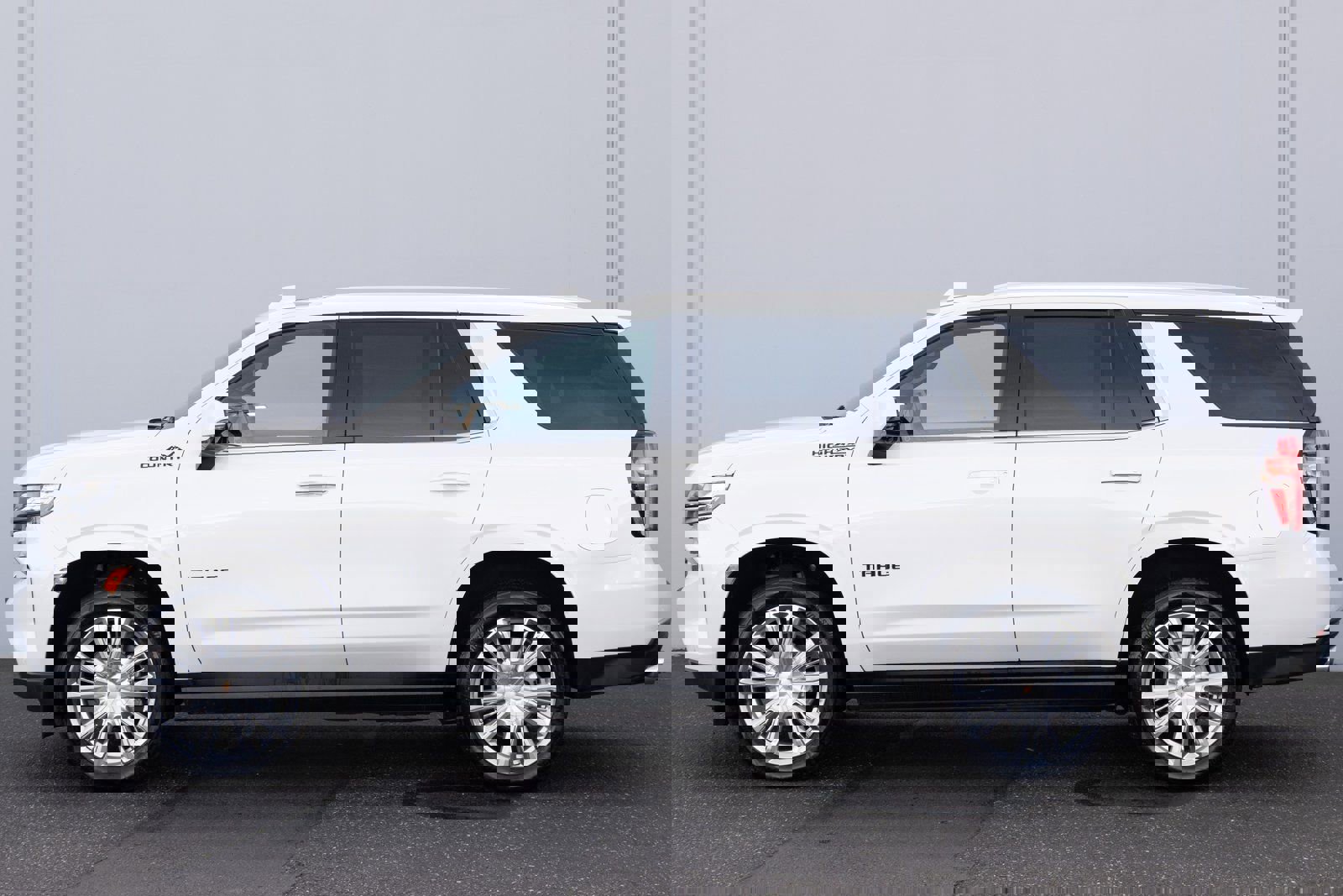 Used 2024 Chevrolet Tahoe High Country image 30