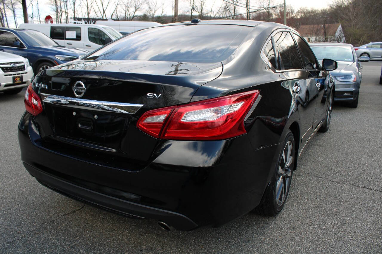 Used 2016 Nissan Altima 2.5 SV w/ Convenience Package image 8