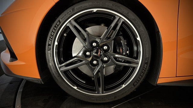 Used 2024 Chevrolet Corvette Stingray Premium Cpe w/ Z51 Performance Package RWD image 28