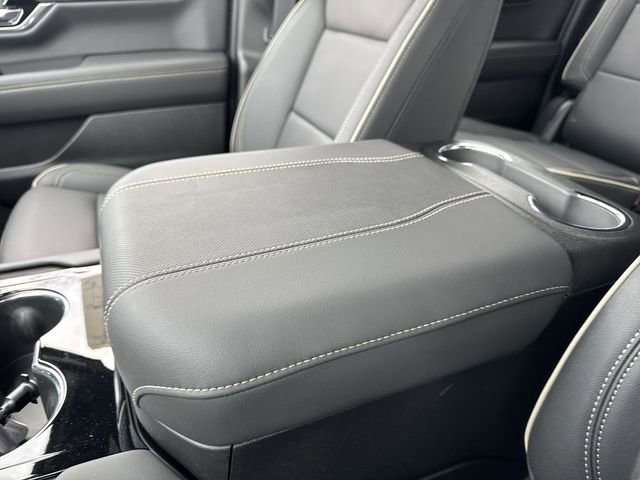 New 2026 GMC Yukon XL Elevation image 21