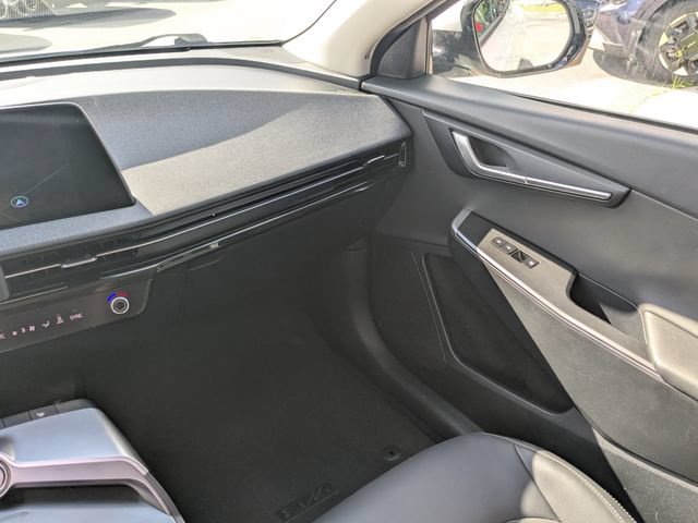 Certified 2024 Kia EV6 Light RWD image 17