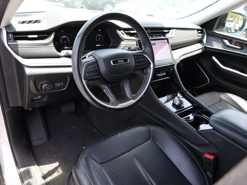 Used 2022 Jeep Grand Cherokee Limited RWD image 12