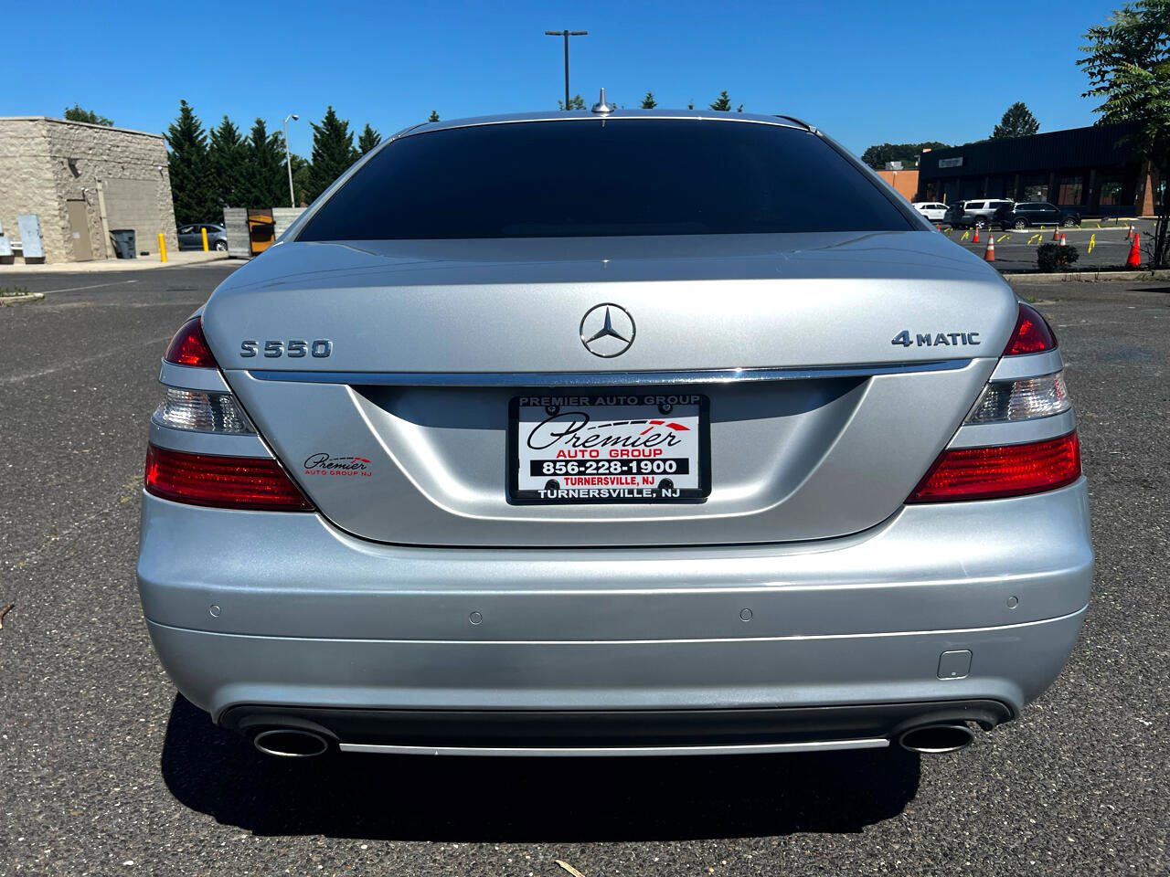Used 2009 Mercedes-Benz S 550 4MATIC image 6