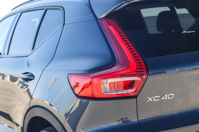 Used 2026 Volvo XC40 B5 Ultra w/ Climate Package AWD/4WD image 7