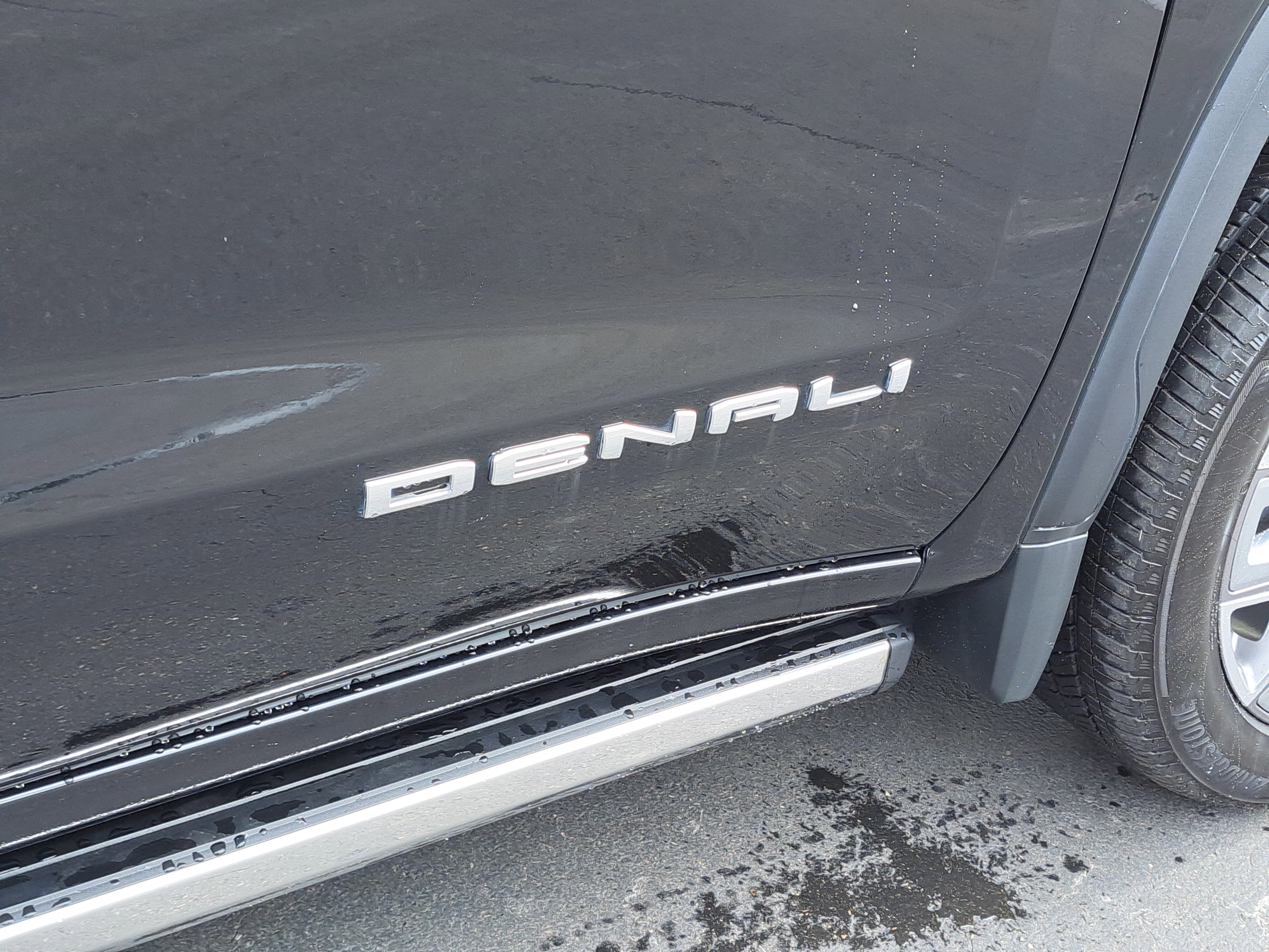 Certified 2023 GMC Sierra 1500 Denali image 6