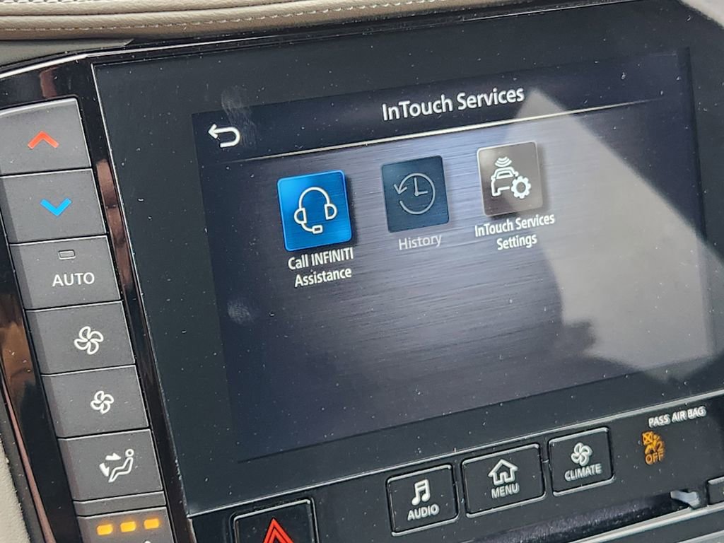 Used 2025 INFINITI QX50 Luxe w/ Accent Package image 26