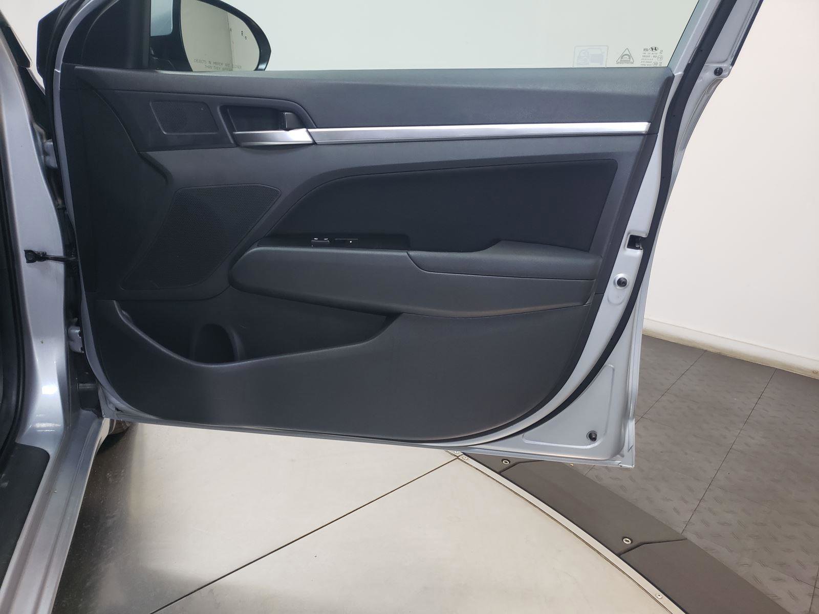 Used 2020 Hyundai Elantra SEL w/ Cargo Package (C1) image 35