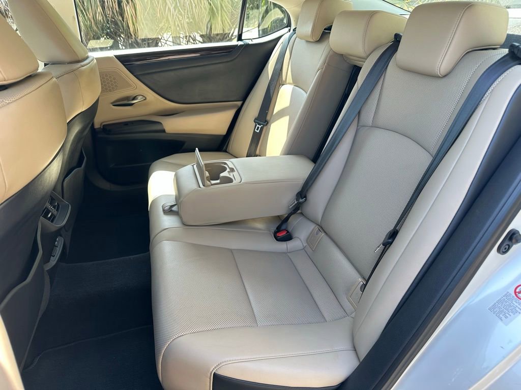 Used 2019 Lexus ES 350 w/ Premium Package FWD image 35