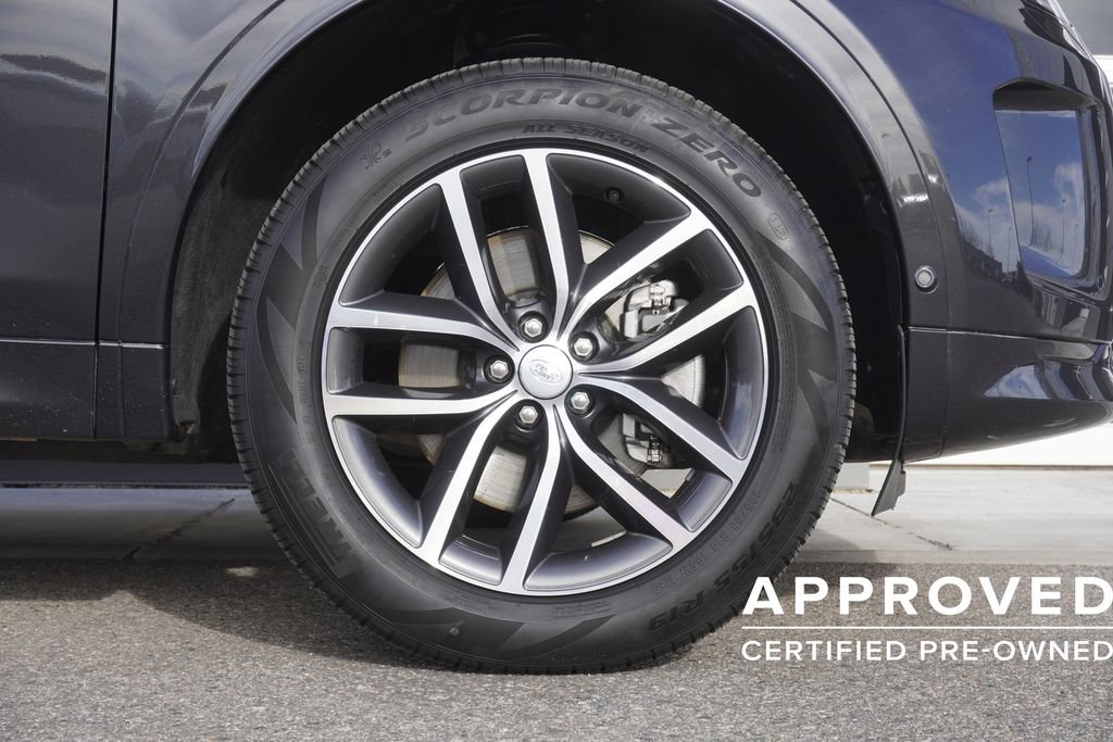 Used 2025 Land Rover Discovery Sport S image 35