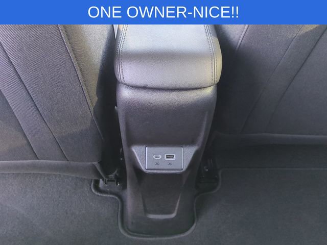 Used 2023 Chevrolet Bolt EUV LT image 28