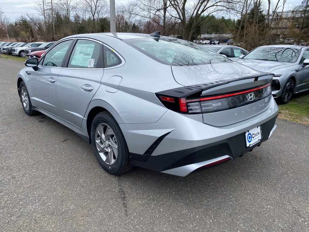 New 2026 Hyundai Sonata SE FWD image 8