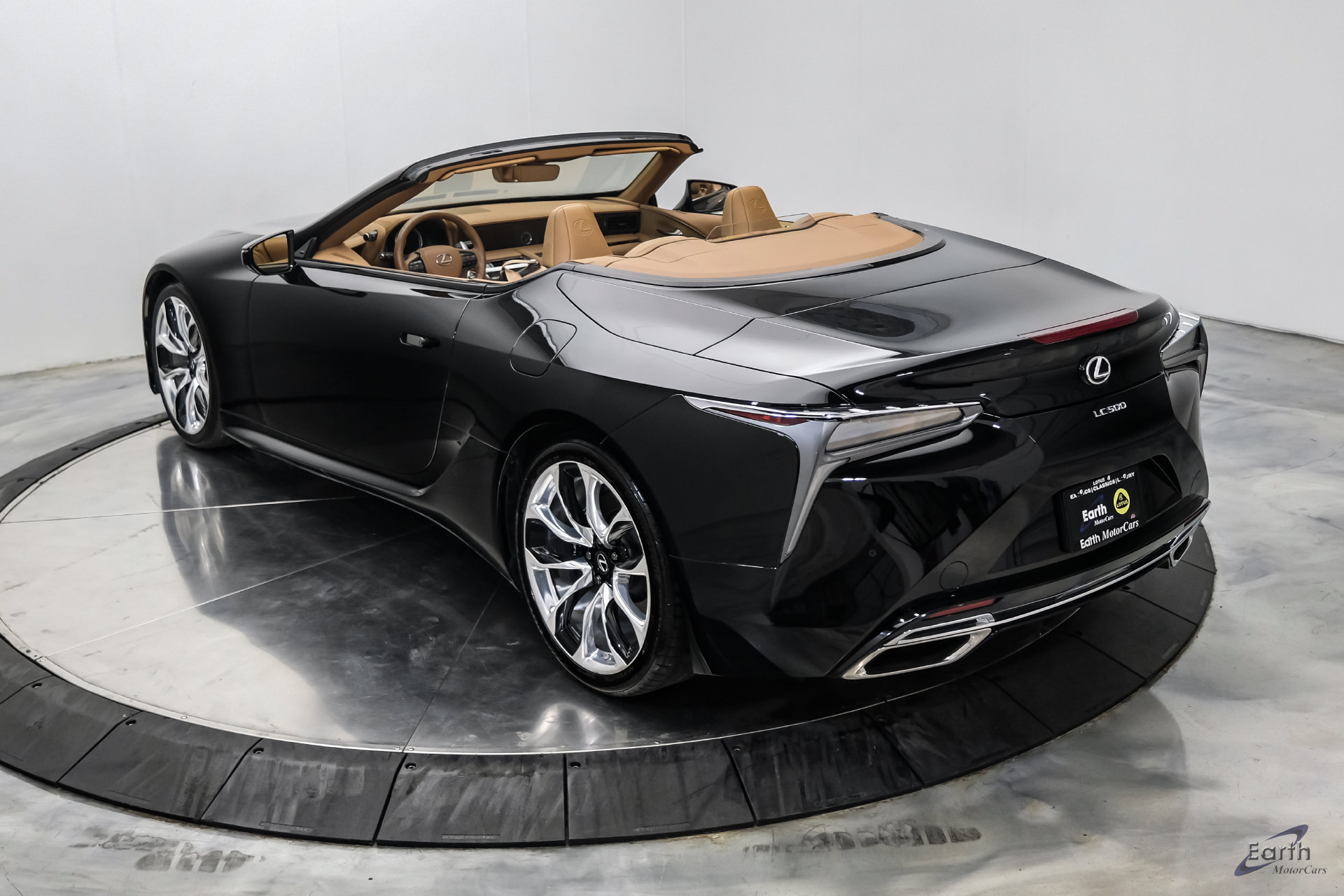 Used 2021 Lexus LC 500 Convertible w/ Touring Package RWD image 15