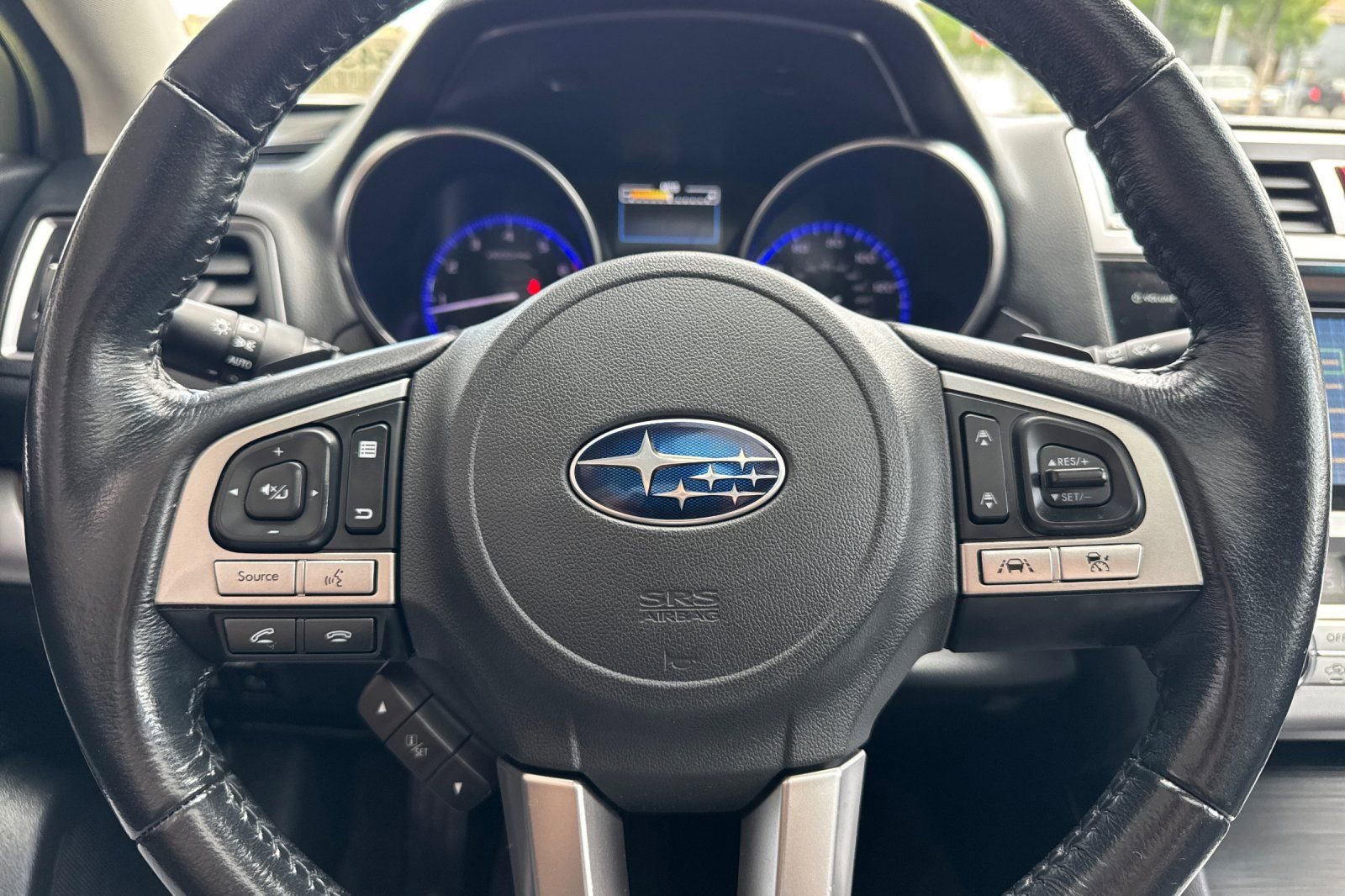 Used 2016 Subaru Outback 2.5i Limited AWD/4WD image 21