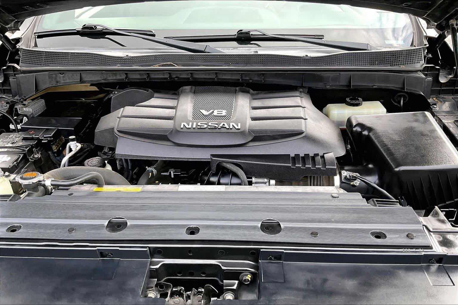 Used 2019 Nissan Titan SV w/ SV Convenience Package RWD image 28